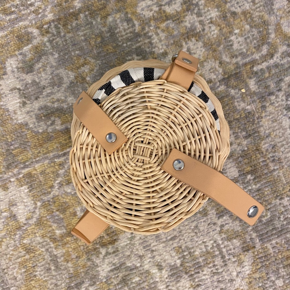 Rattan Bucket purse